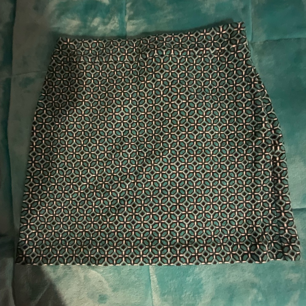 LOFT Geometric Mini Skirt - Green and Black